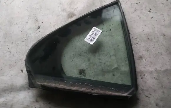 Honda Accord Rear vent window glass as2