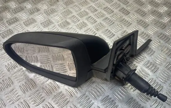 Mitsubishi Colt Front door electric wing mirror E9024259 E9014259