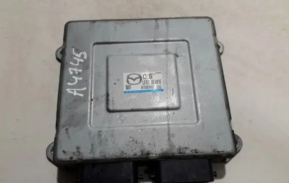 Mazda 5 Engine control unit/module LFD718881E E6T53975H3