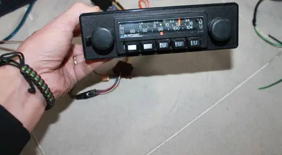 Radio/CD/DVD/GPS head unit
