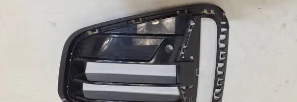 BMW 4 G22 G23 G24 G26 Front bumper lower grill 8077065