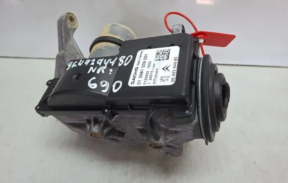 Citroen C3 Gear selector/shifter in gearbox S27612690 9649394480