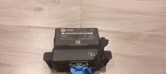 Volkswagen PASSAT B6 Gateway control module 3C0907530C