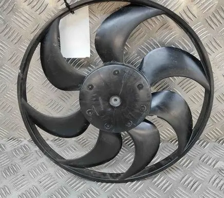 Opel Mokka B Fan impeller 9827752980