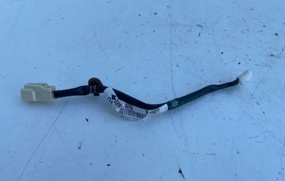 Toyota iQ Seat wiring loom 8219174010