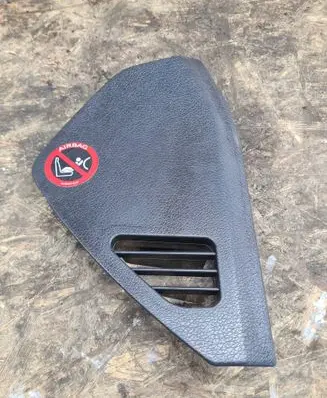 Mercedes-Benz E W211 Other interior part 2116800678 T0013784