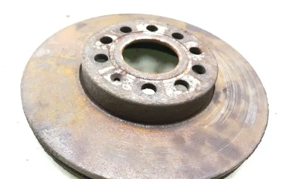 Volkswagen Touran I Front brake disc