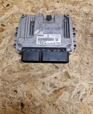 Fiat Bravo Engine control unit/module 51871189 4BE161BBM 0281016202