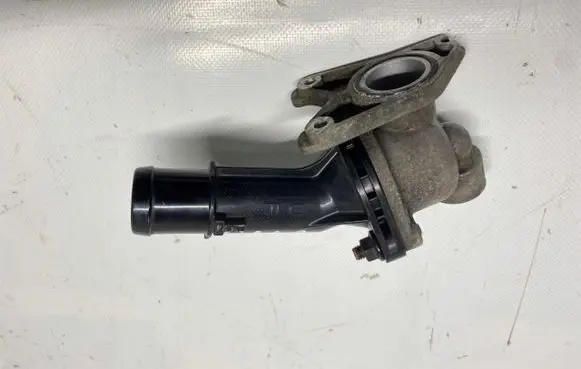 KIA Rio Thermostat housing 25631-2B002