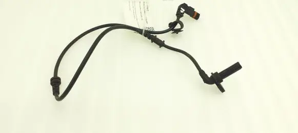 Mercedes-Benz E W212 ABS brake wheel speed sensor 0265004063 A2129053303