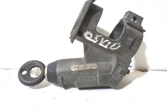 Volkswagen Golf II Ignition lock 171905851