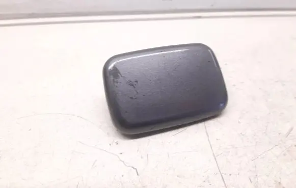 KIA Sorento Headlight washer spray nozzle cap/cover 