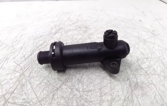 BMW 5 E60 E61 Engine coolant pipe/hose