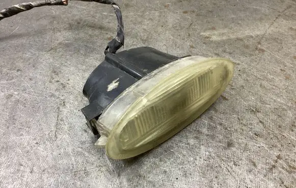 Mitsubishi Outlander Number plate light 55497E3 IRO733