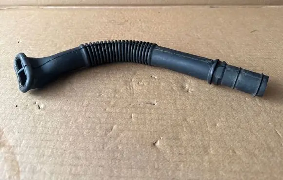 Renault Trafic II (X83) Water drain line hose 8200013612C 66382