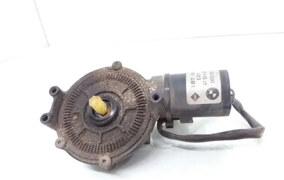 BMW 7 E32 Wiper motor 8360246 67528360246