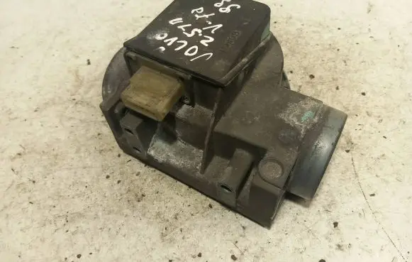 Volvo S70 V70 V70 XC Mass air flow meter 0281002074
