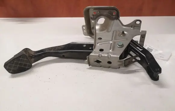 Volkswagen Golf V Brake pedal 1K1721057N 23332 61518300