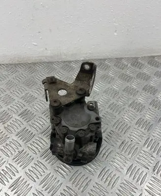 Power steering pump