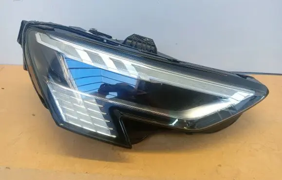 Audi A3 8Y Headlight/headlamp 8Y0941036
