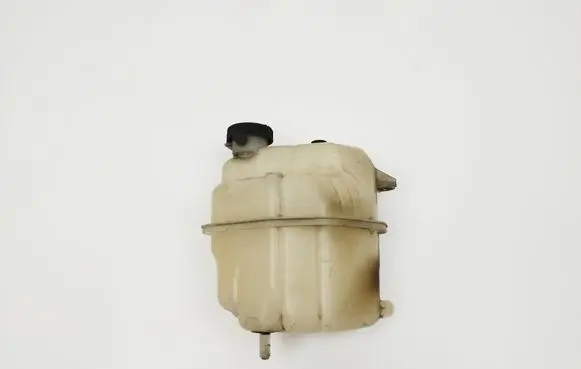 Toyota Verso-S Coolant expansion tank/reservoir 164A233010