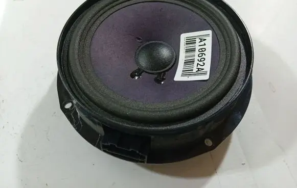 Skoda Superb B5 (3U) Front door speaker 3B0035411G