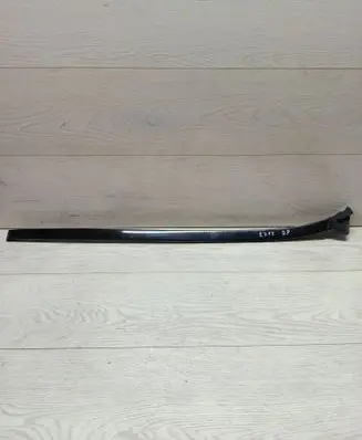 Mercedes-Benz E W212 Windshield trim A2126901082