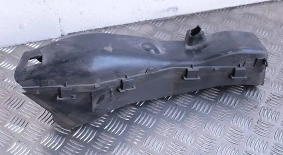 BMW X5 E70 Air intake duct part 8037139