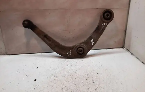 Peugeot 206 Front lower control arm/wishbone