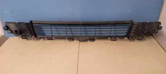 Tesla Model Y Front bumper lower grill 149375900A