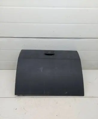 KIA Sorento Glove box 845113E500
