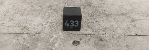 Seat Toledo III (5P) Other relay 3D0951253A V23134B59X418