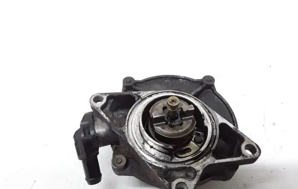 Audi A6 S6 C5 4B Vacuum pump 057145100C