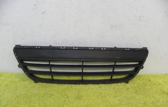 Hyundai i20 (PB PBT) Front bumper upper radiator grill 86561-4p500