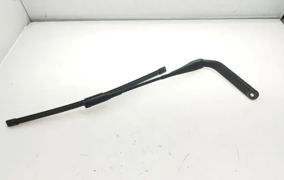 BMW 1 E81 E87 Front wiper blade arm 7169972 6161716997201177