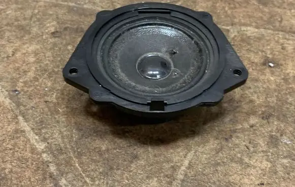 Mercedes-Benz SL R230 Panel speaker A2308201602