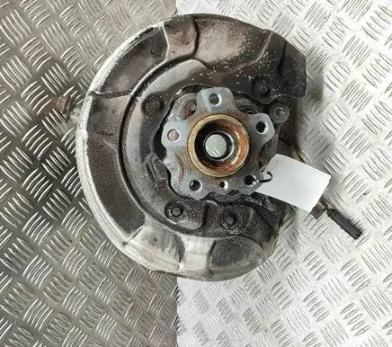 BMW 5 G30 G31 Rear wheel hub 6861137 6861801