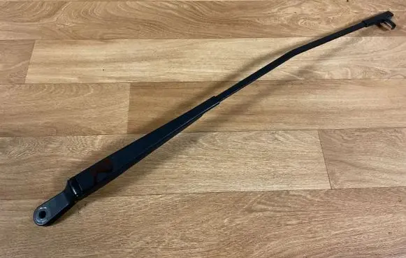 Citroen C5 Front wiper blade arm 071956