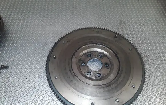 Volkswagen Polo IV 9N3 Flywheel 03D105333