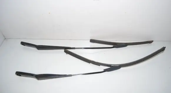 BMW 1 F40 Headlight wiper blade set 7453958 7453959 61617453958