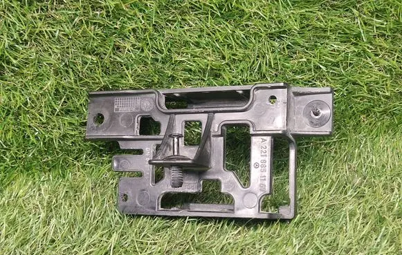 Mercedes-Benz S W221 Rear parking sensor holder (PDC) A2218851167