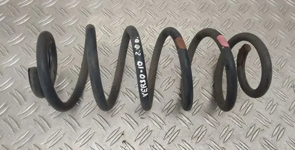 Toyota Verso Rear coil spring