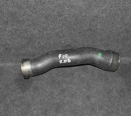 BMW 5 F10 F11 Intercooler hose/pipe 7810616