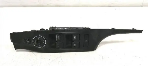 Hyundai i40 Electric window control switch 39R4901410 935703Z0504X 39R4951000