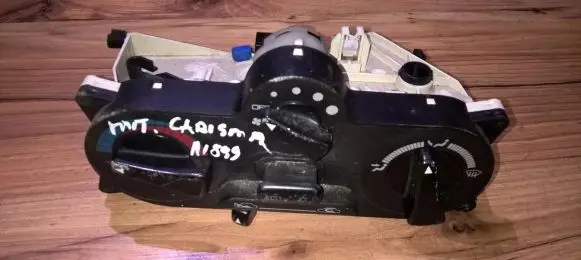 Mitsubishi Carisma Climate control unit mb947678 mb947677