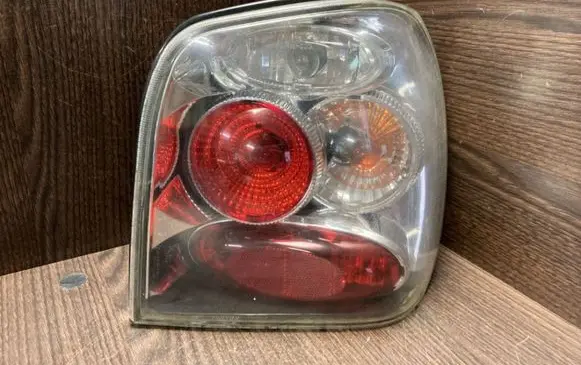 Volkswagen Polo III 6N 6N2 6NF Rear/tail lights VP096TB