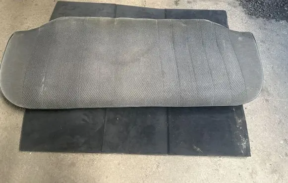 Rear seat