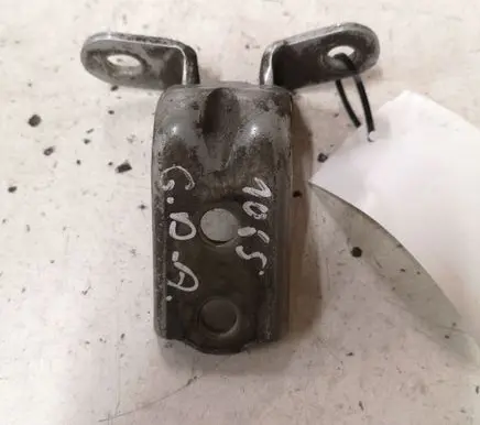 Hyundai Santa Fe Rear door lower hinge