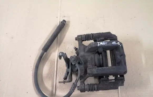 Chevrolet Trax Rear brake caliper