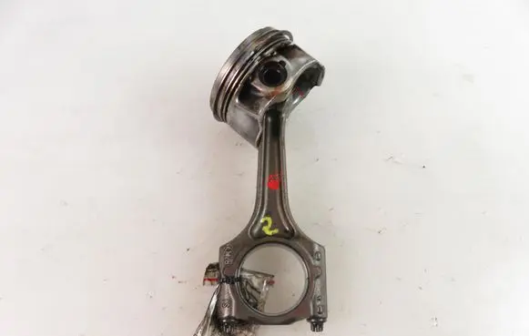 Volkswagen Scirocco Piston with connecting rod